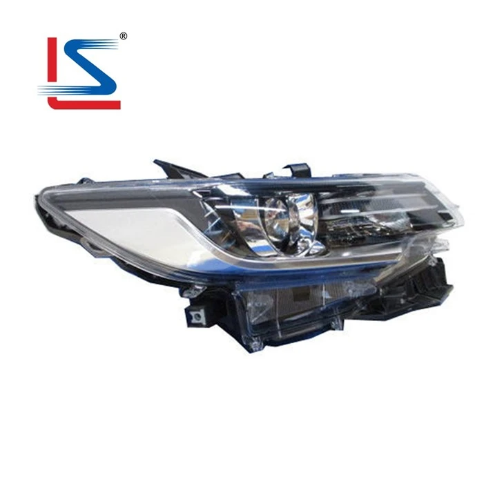 Toyota Premio 2017 headlight